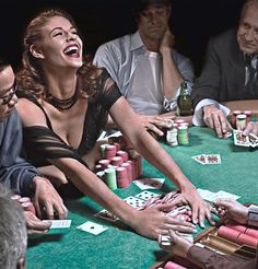 Live Qiu Qiu table interface showing dealer, players, and betting circles